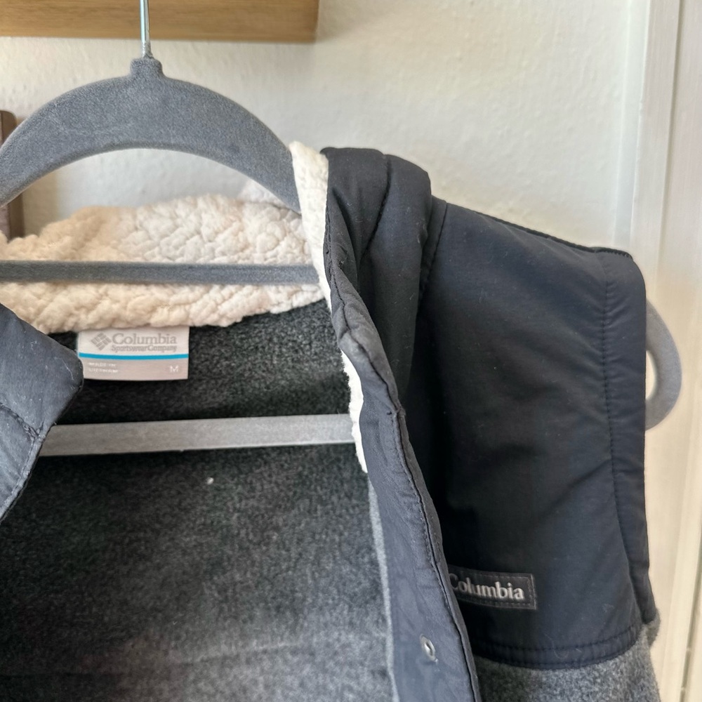 Columbia Charcoal and Cream Jacket